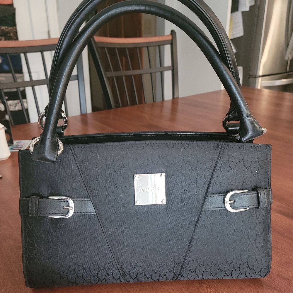 Miche classic base, 6 shells (covers) and hanging storage.